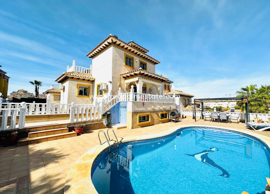 Reventa - Villa -
Orihuela Costa - Villamartín