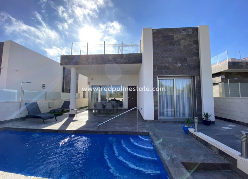 Reventa - Villa -
Orihuela Costa - Villamartín