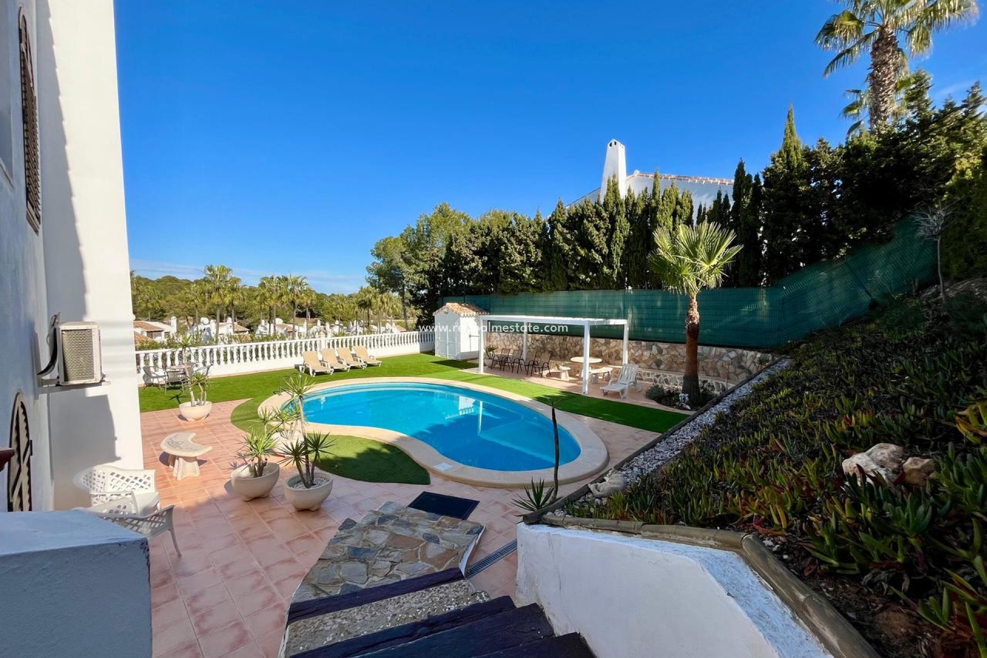 Reventa - Villa -
Orihuela Costa - Villamartín
