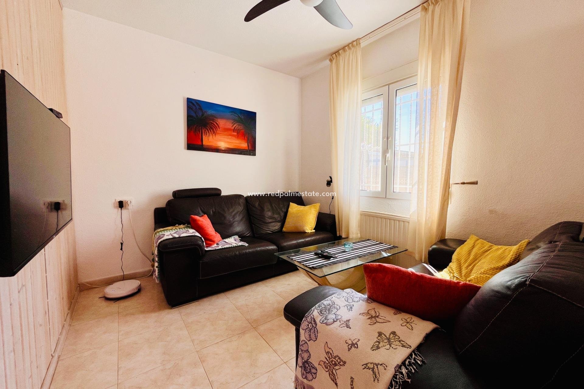 Reventa - Villa -
Orihuela Costa - Villamartín