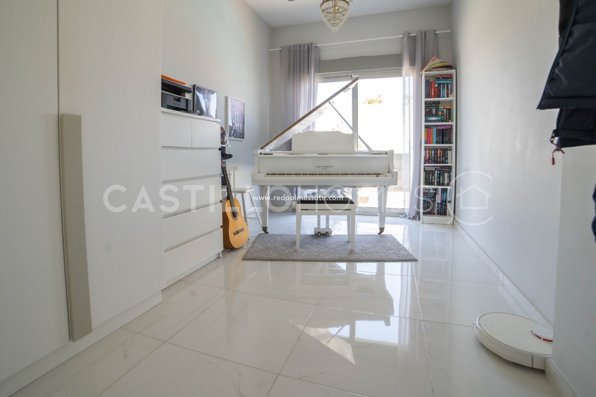 Reventa - Villa -
Orihuela Costa - Villamartín