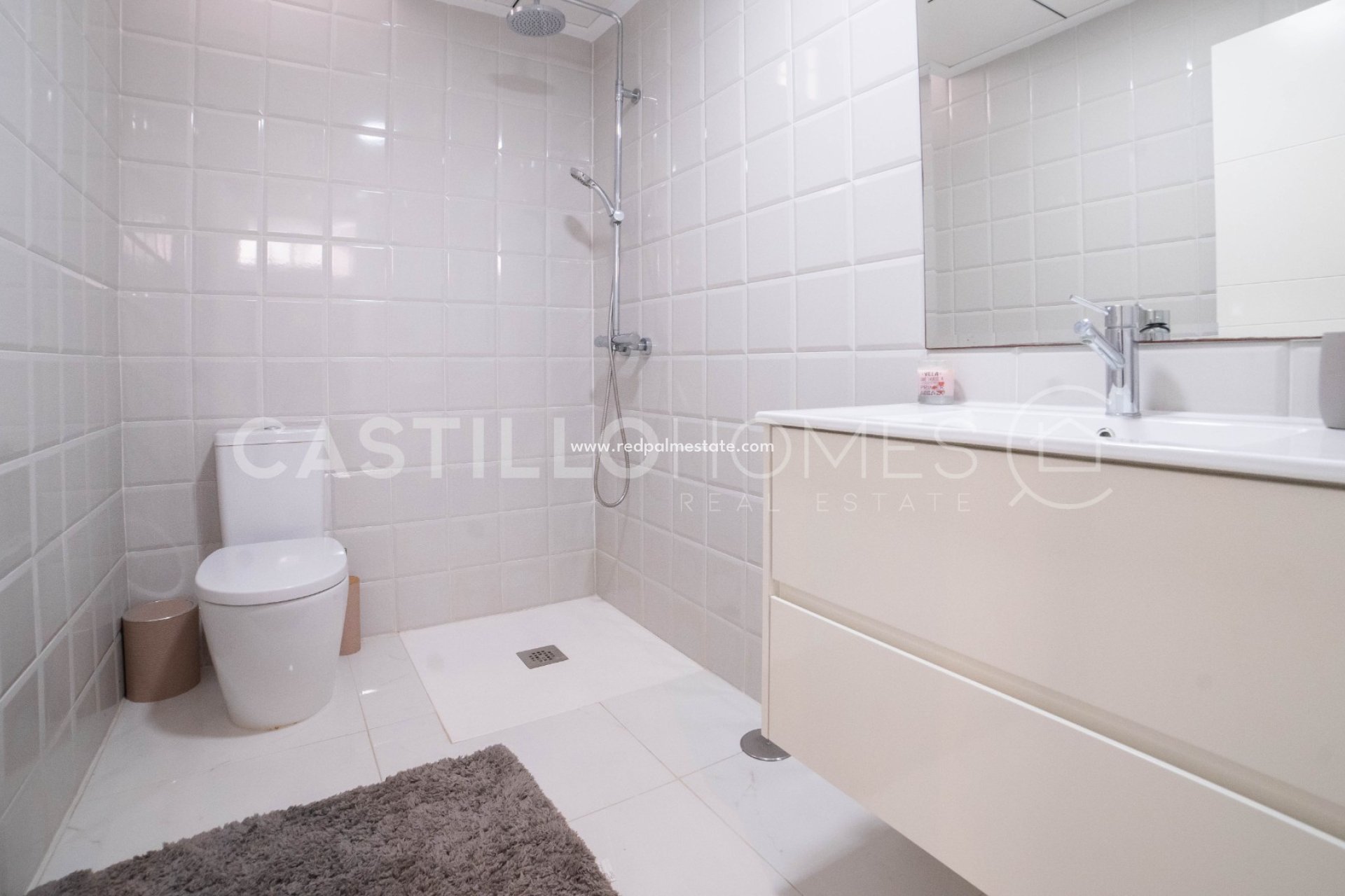 Reventa - Villa -
Orihuela Costa - Villamartín