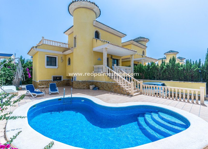 Reventa - Villa -
Orihuela Costa - Villamartín