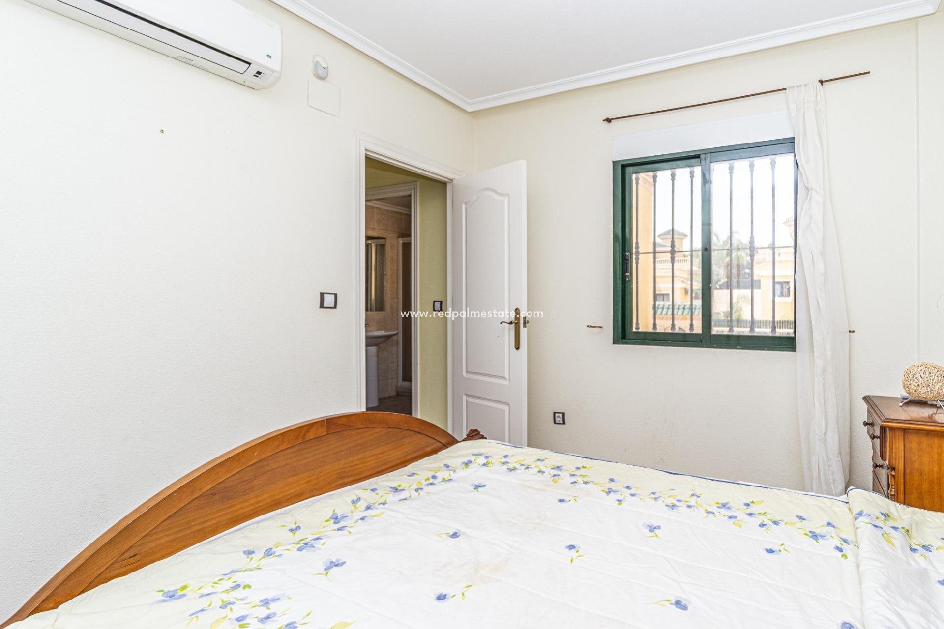 Reventa - Villa -
Orihuela Costa - Villamartín