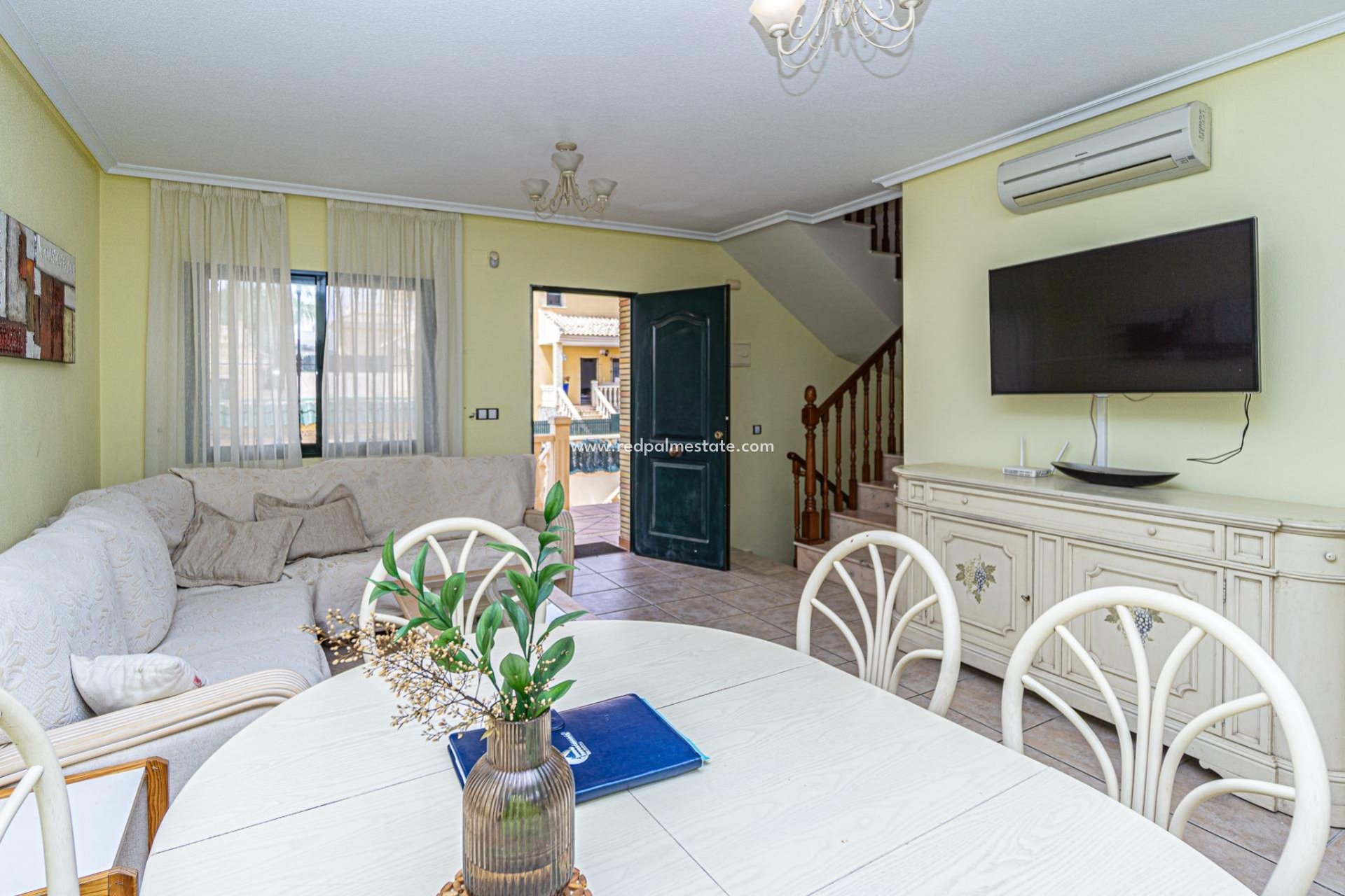 Reventa - Villa -
Orihuela Costa - Villamartín