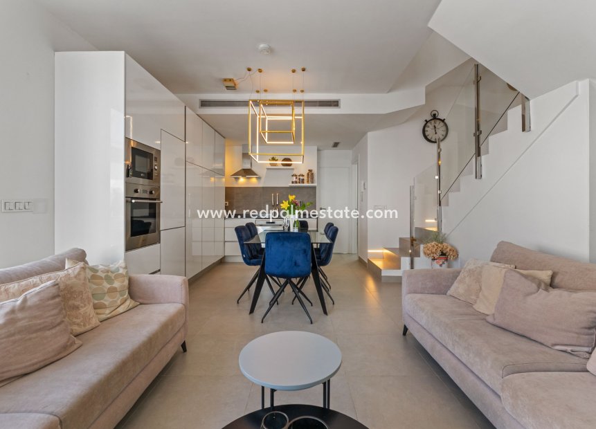 Reventa - Villa -
Orihuela Costa - Villamartín