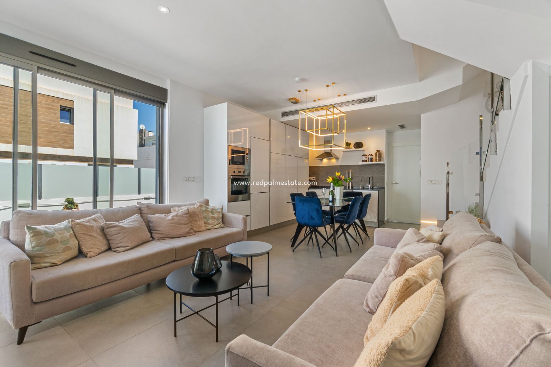 Reventa - Villa -
Orihuela Costa - Villamartín