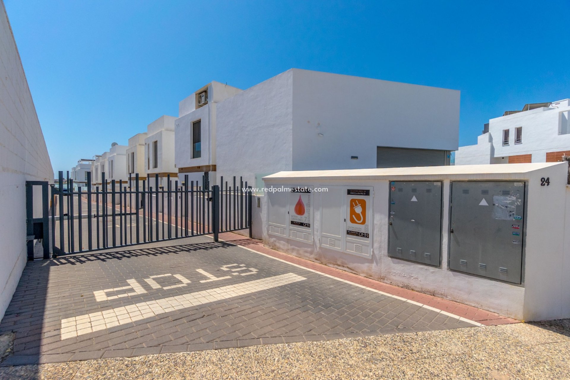 Reventa - Villa -
Orihuela Costa - Villamartín