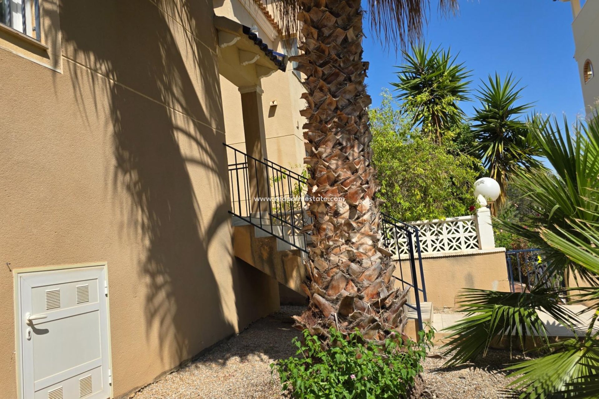 Reventa - Villa -
Orihuela Costa - Villamartín