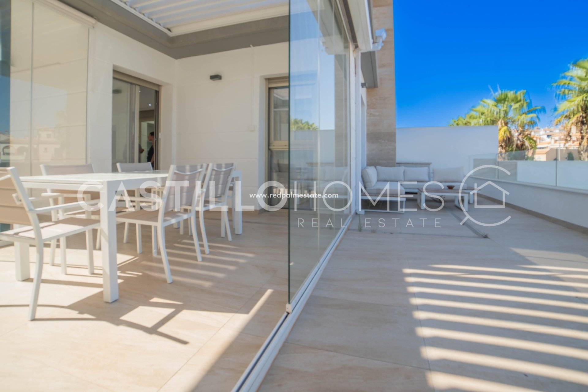 Reventa - Villa -
Orihuela Costa - Villamartín