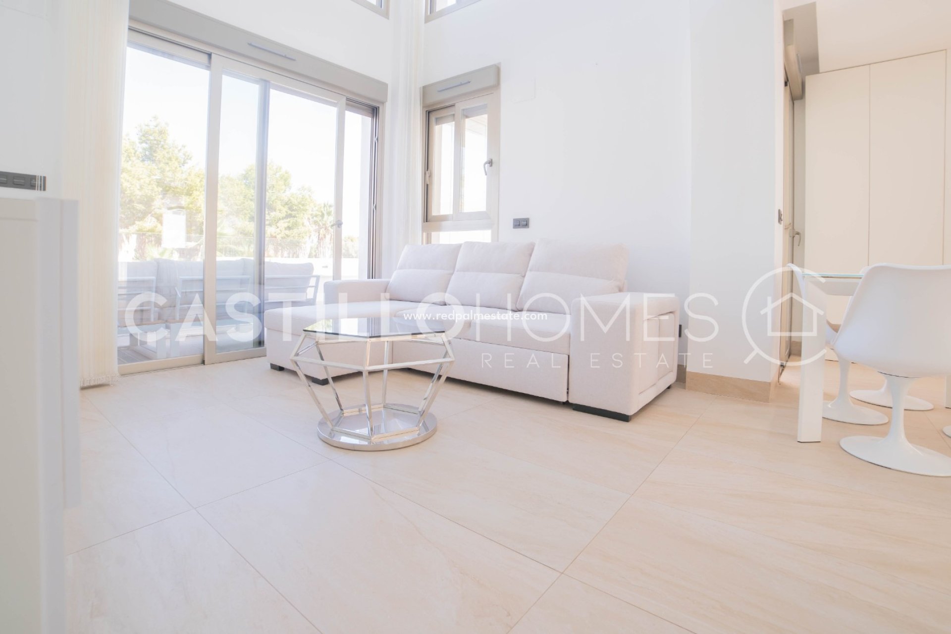 Reventa - Villa -
Orihuela Costa - Villamartín