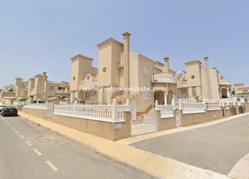 Reventa - Villa -
Orihuela Costa - Villamartín