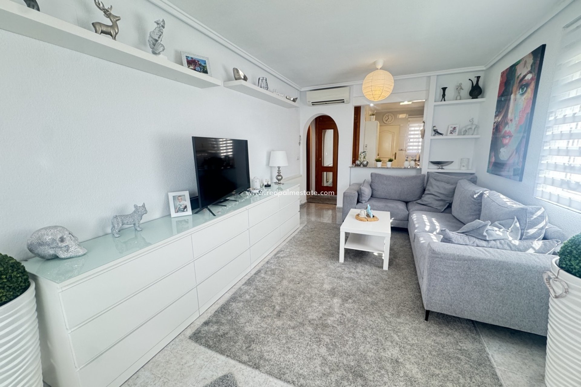 Reventa - Villa -
Orihuela Costa - Villamartín