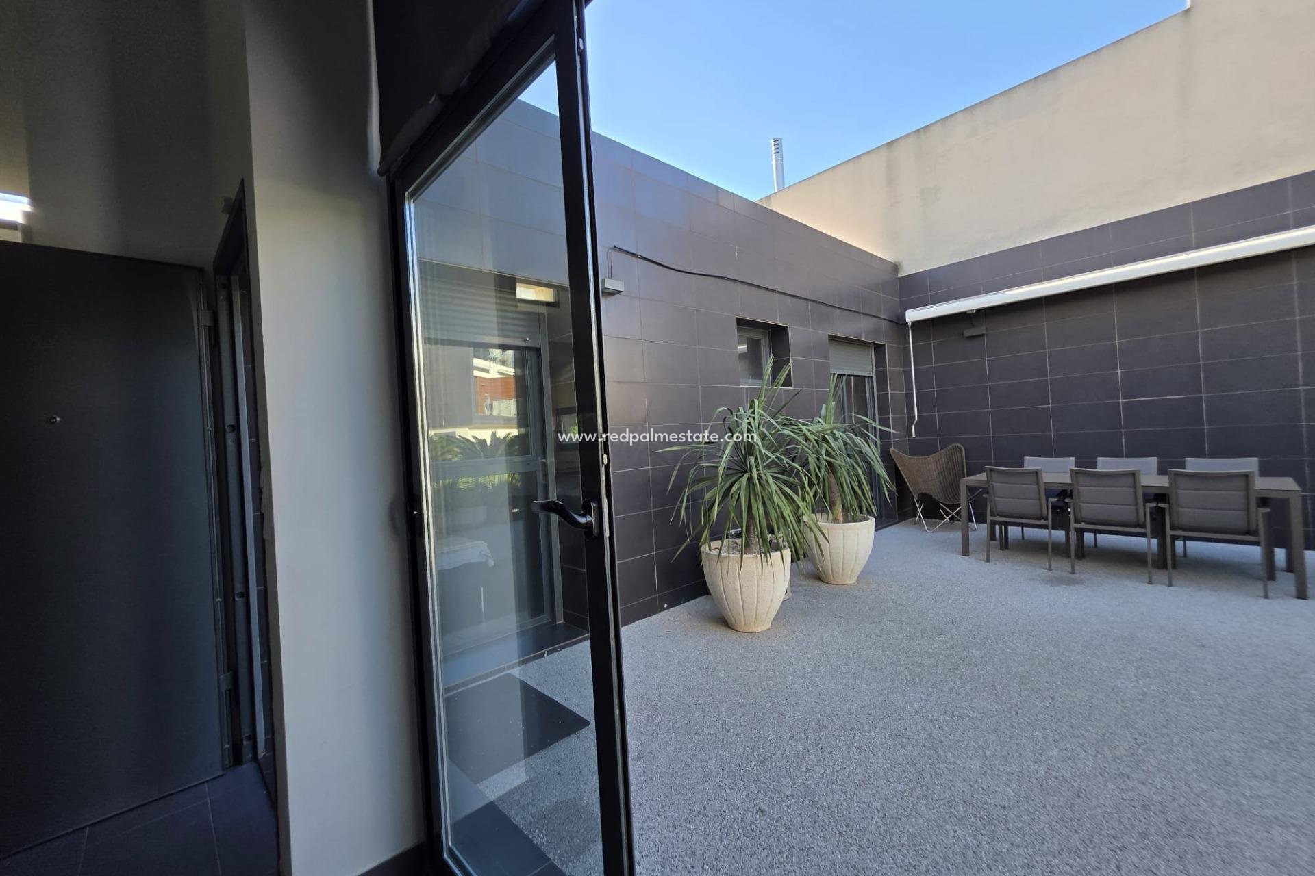 Reventa - Villa -
Orihuela Costa - Villamartín