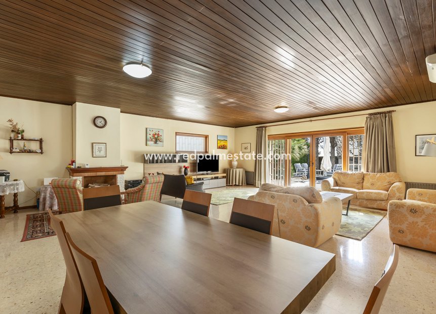 Reventa - Villa -
Orihuela Costa - Villamartín