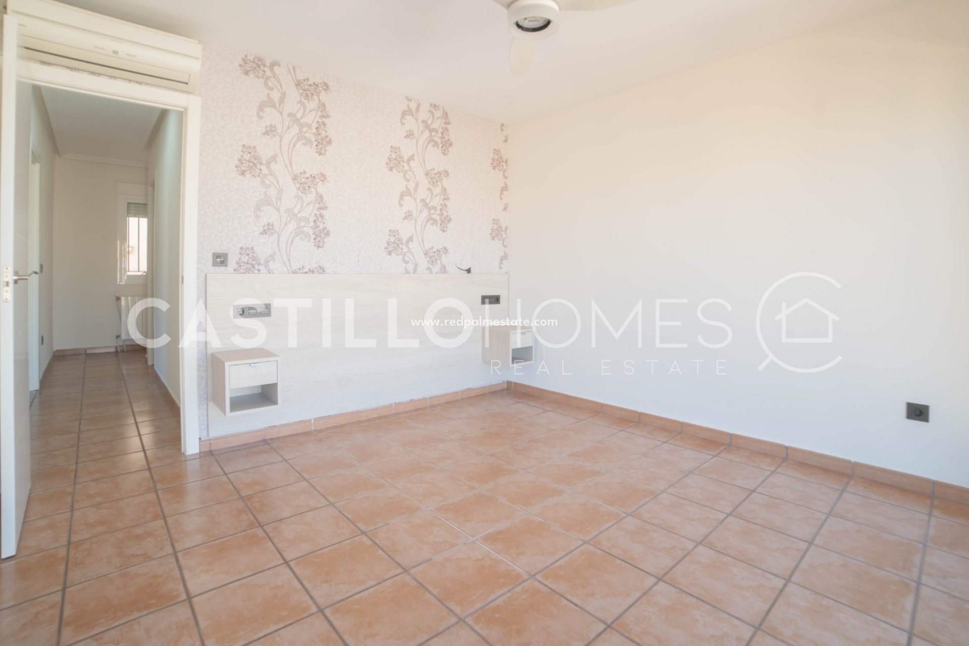 Reventa - Villa -
Orihuela Costa - Villamartín