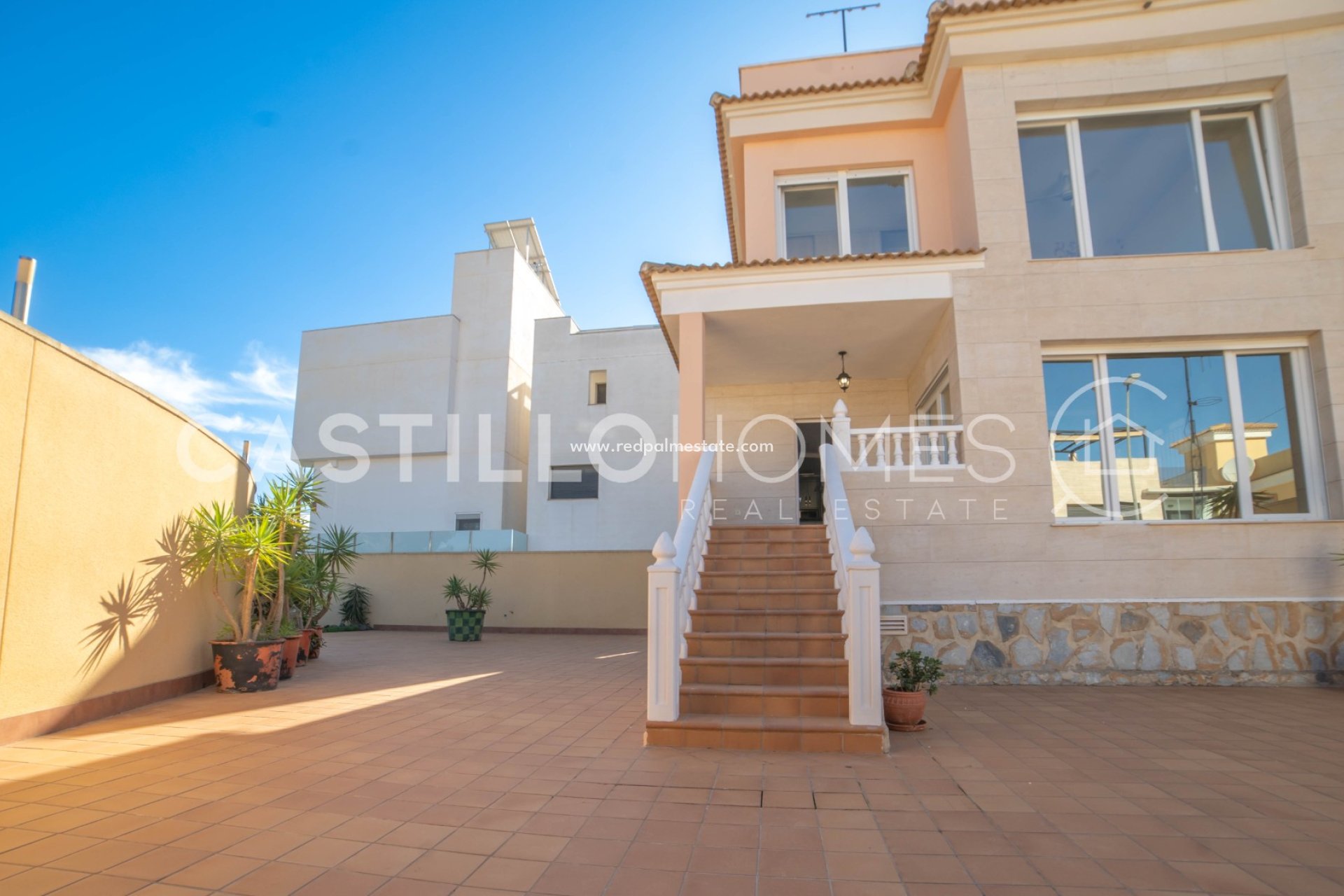 Reventa - Villa -
Orihuela Costa - Villamartín