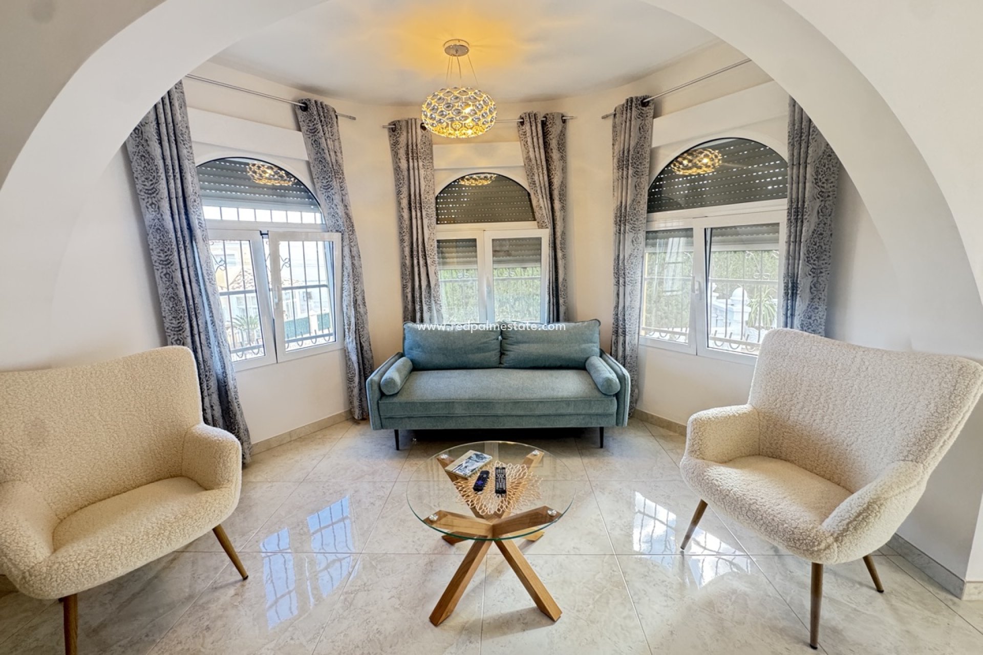 Reventa - Villa -
Orihuela Costa - Villamartín