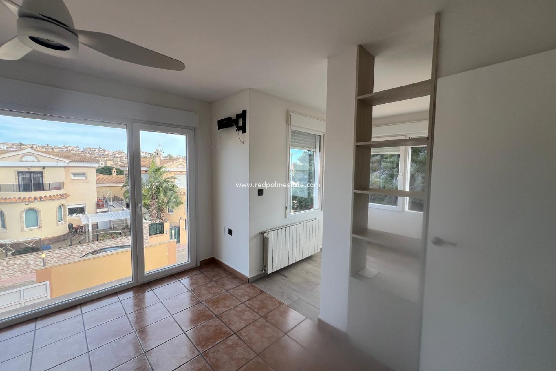 Reventa - Villa -
Orihuela Costa - Villamartín