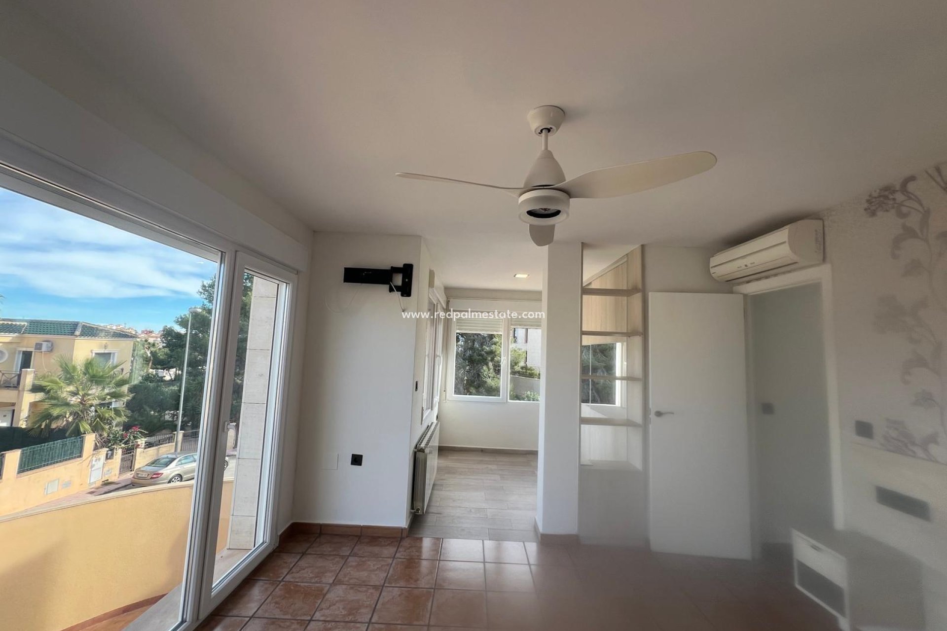 Reventa - Villa -
Orihuela Costa - Villamartín