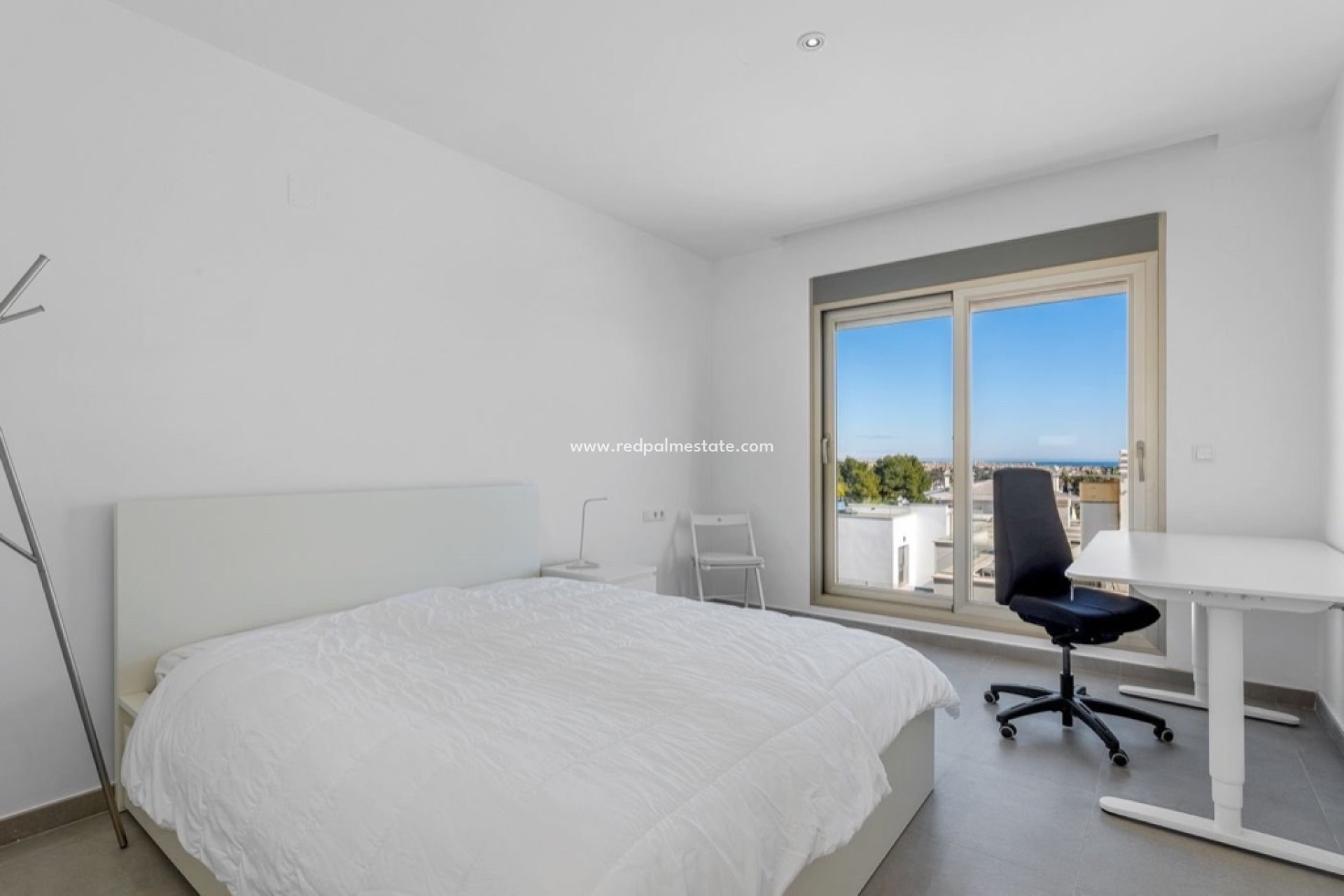 Reventa - Villa -
Orihuela Costa - Villamartín