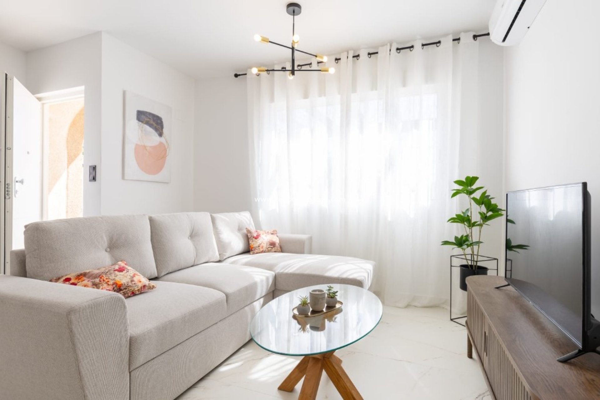 Reventa - Villa -
Orihuela Costa - Villamartín