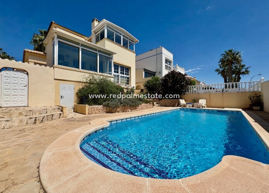 Reventa - Villa -
Orihuela Costa - Villamartín