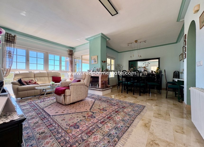 Reventa - Villa -
Orihuela Costa - Villamartín