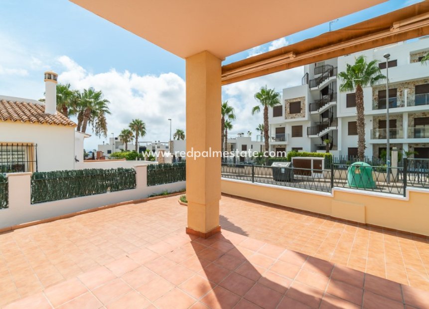 Reventa - Villa -
Orihuela Costa - Villamartín