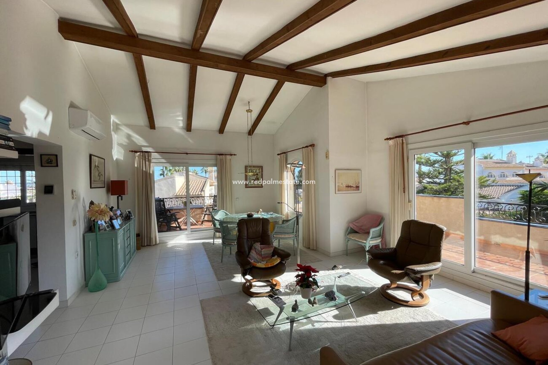 Reventa - Villa -
Orihuela Costa - Villamartín