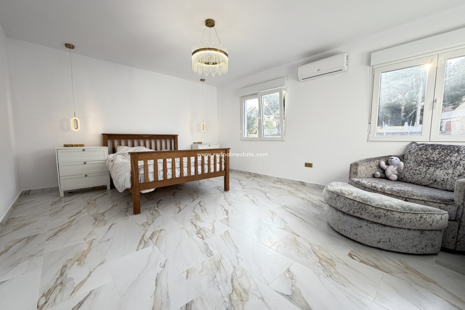 Reventa - Villa -
Orihuela Costa - Villamartín