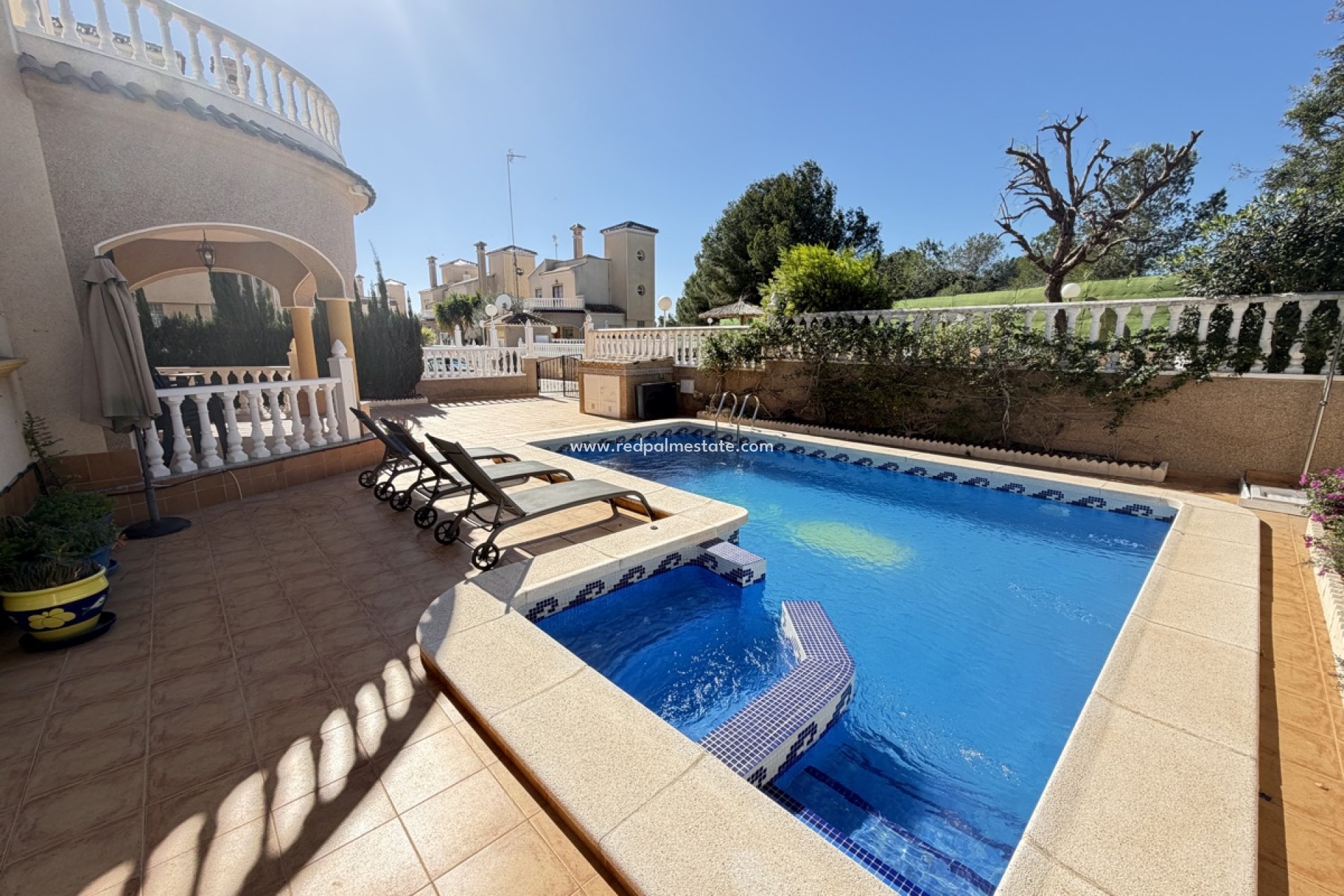 Reventa - Villa -
Orihuela Costa - Villamartín
