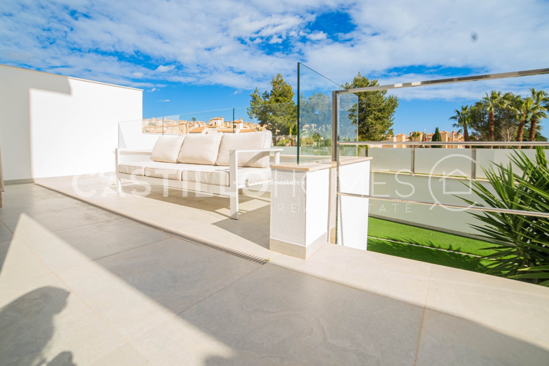 Reventa - Villa -
Orihuela Costa - Villamartín