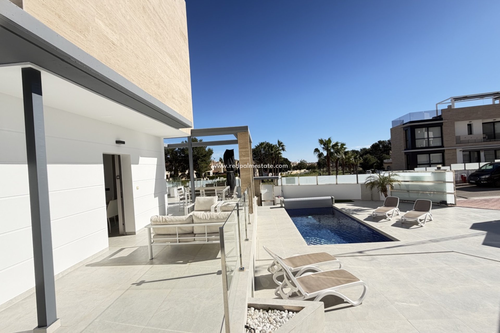 Reventa - Villa -
Orihuela Costa - Villamartín