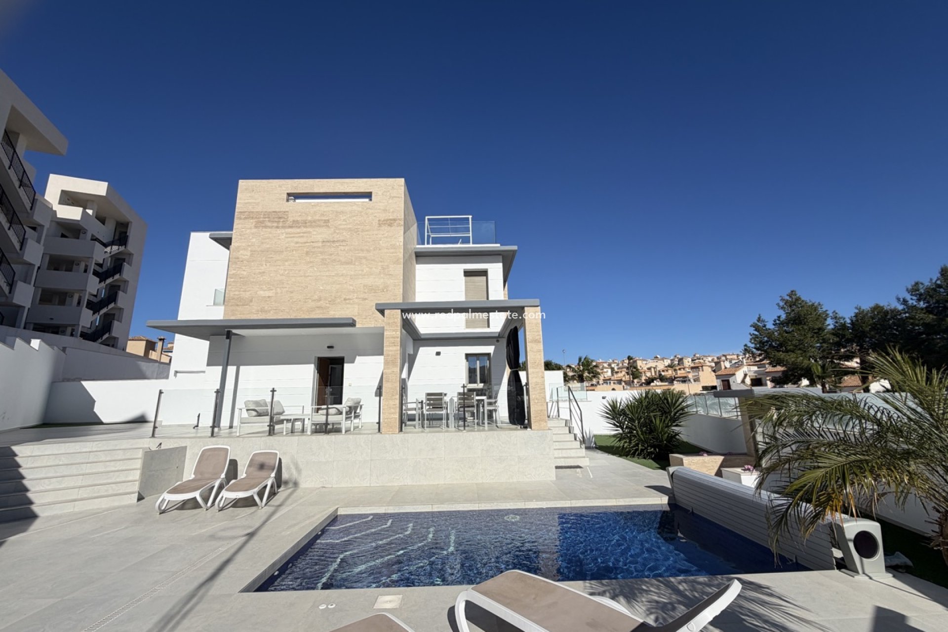 Reventa - Villa -
Orihuela Costa - Villamartín