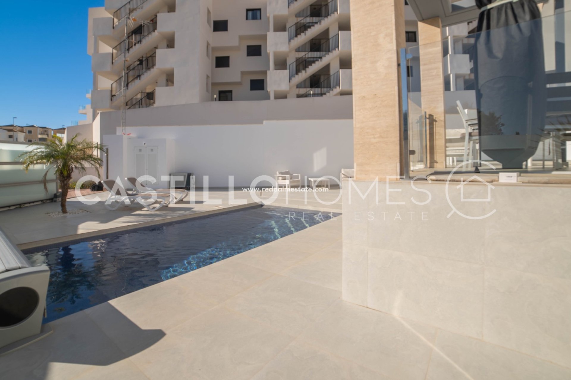 Reventa - Villa -
Orihuela Costa - Villamartín