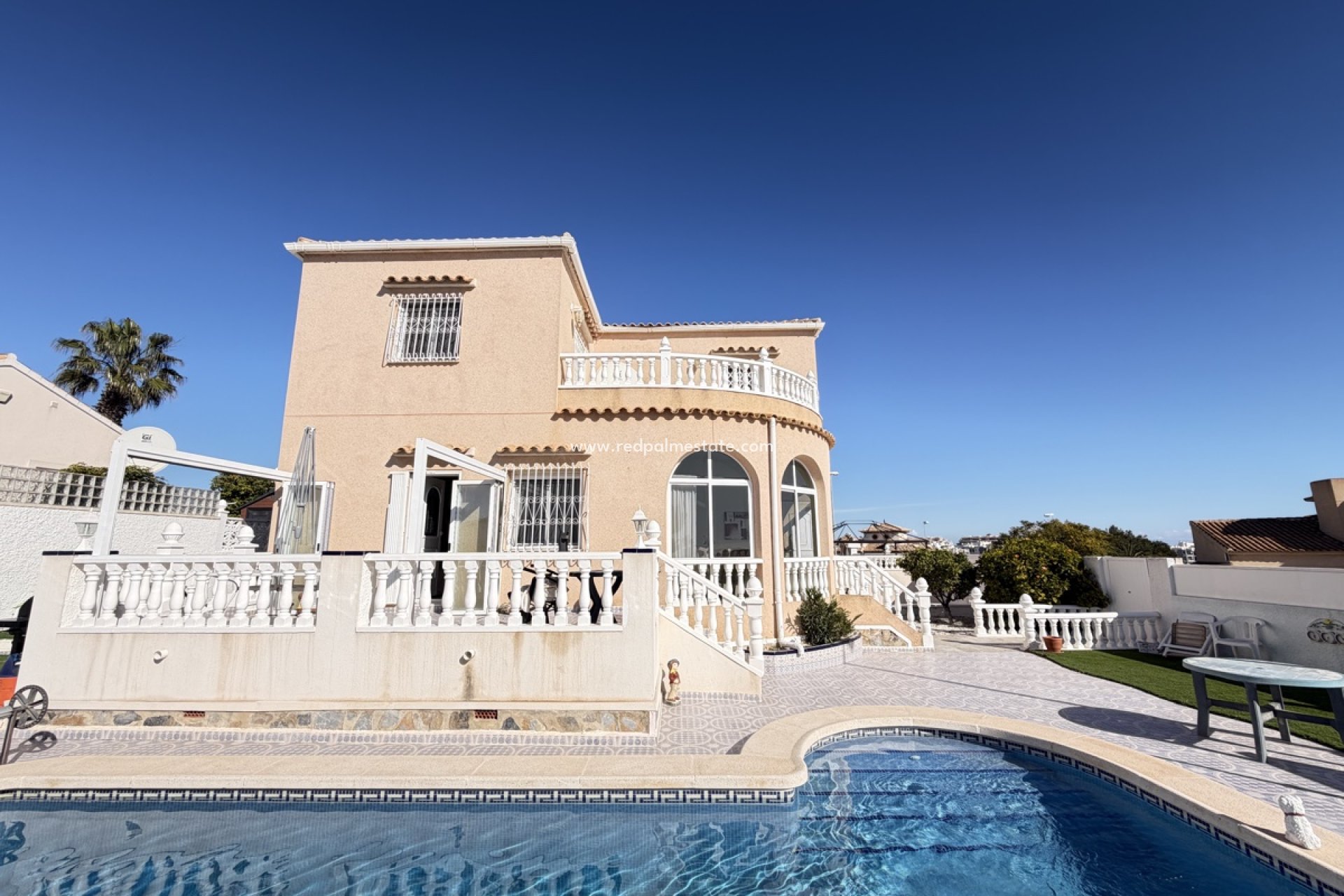 Reventa - Villa -
Orihuela Costa - Villamartín