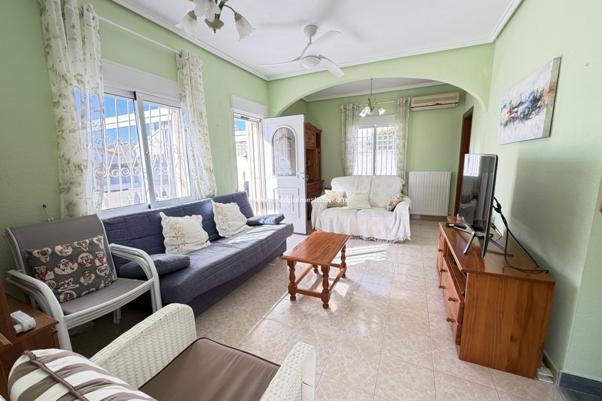 Reventa - Villa -
Orihuela Costa - Villamartín