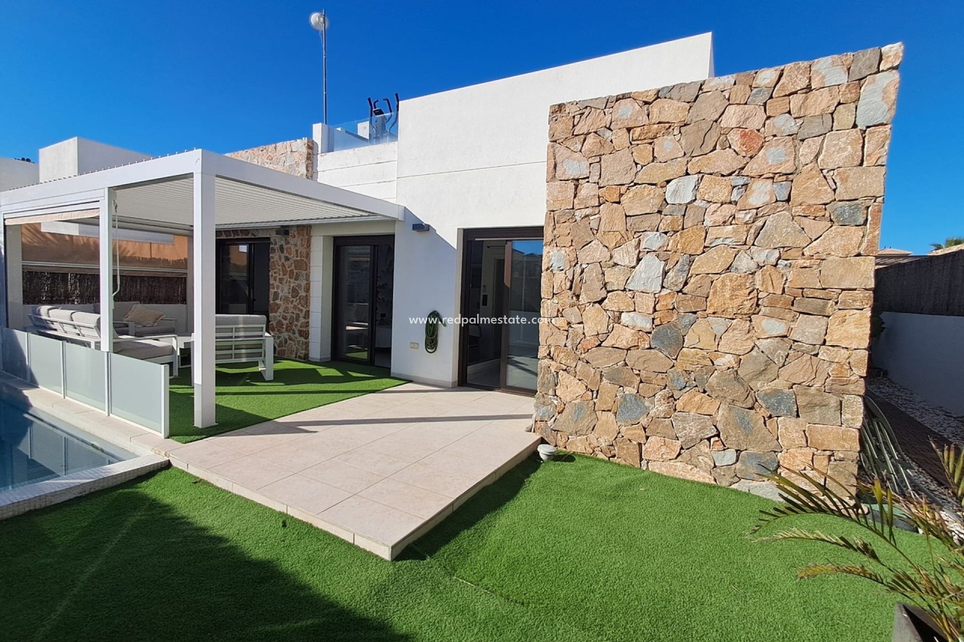 Reventa - Villa -
Orihuela Costa - Villamartín