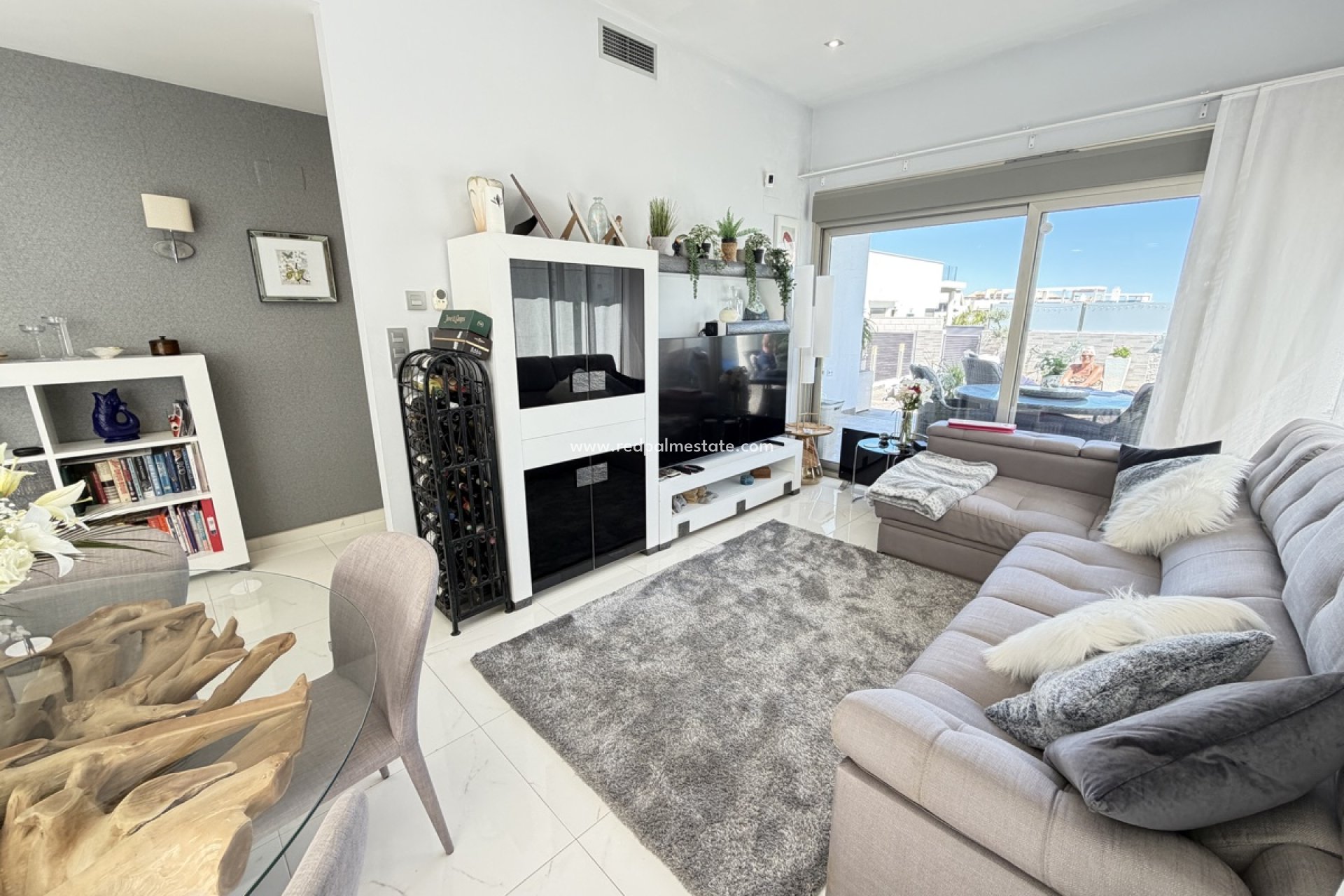 Reventa - Villa -
Orihuela Costa - Villamartín
