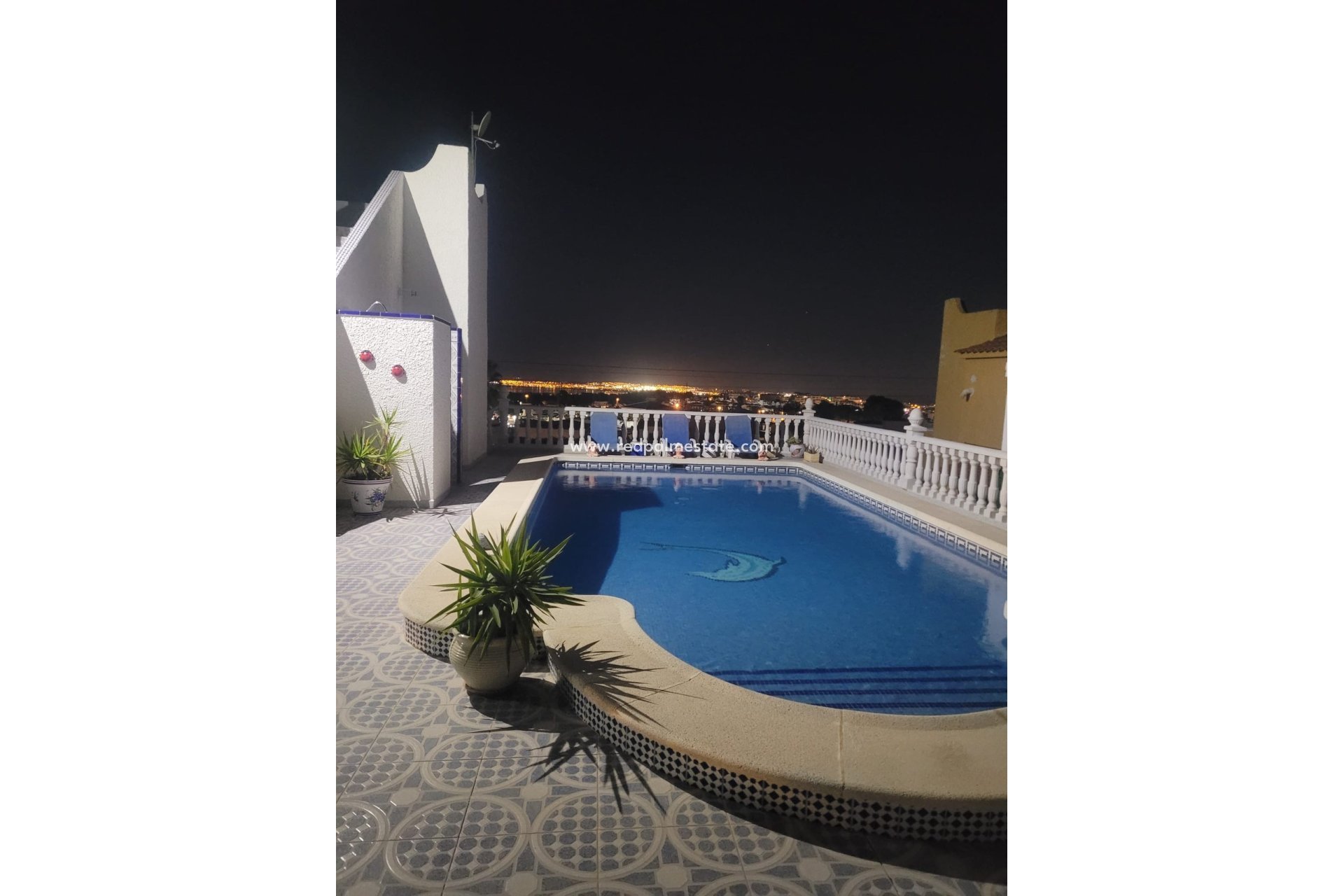 Reventa - Villa -
Orihuela Costa - Villamartín