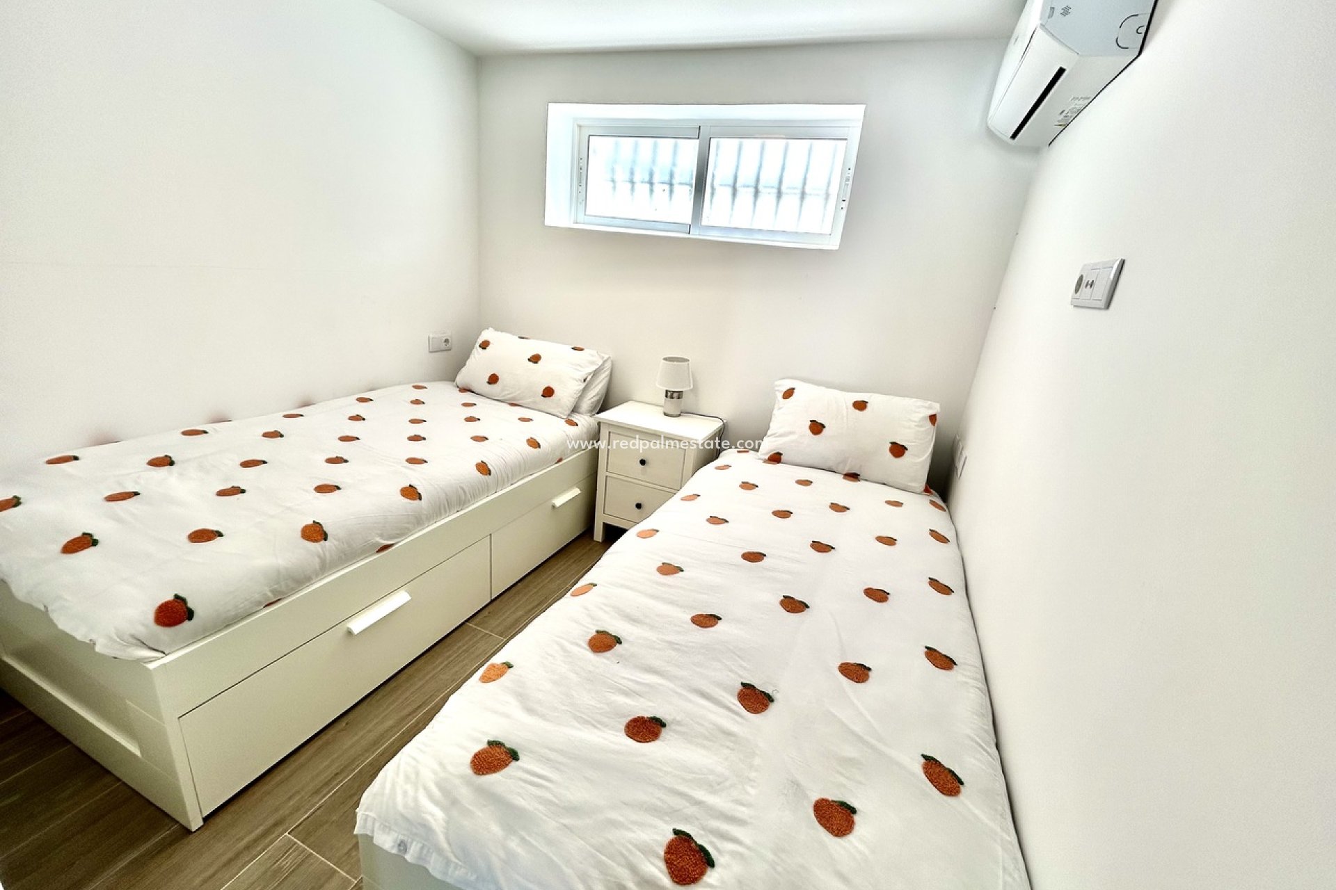 Reventa - Villa -
Orihuela Costa - Villamartín