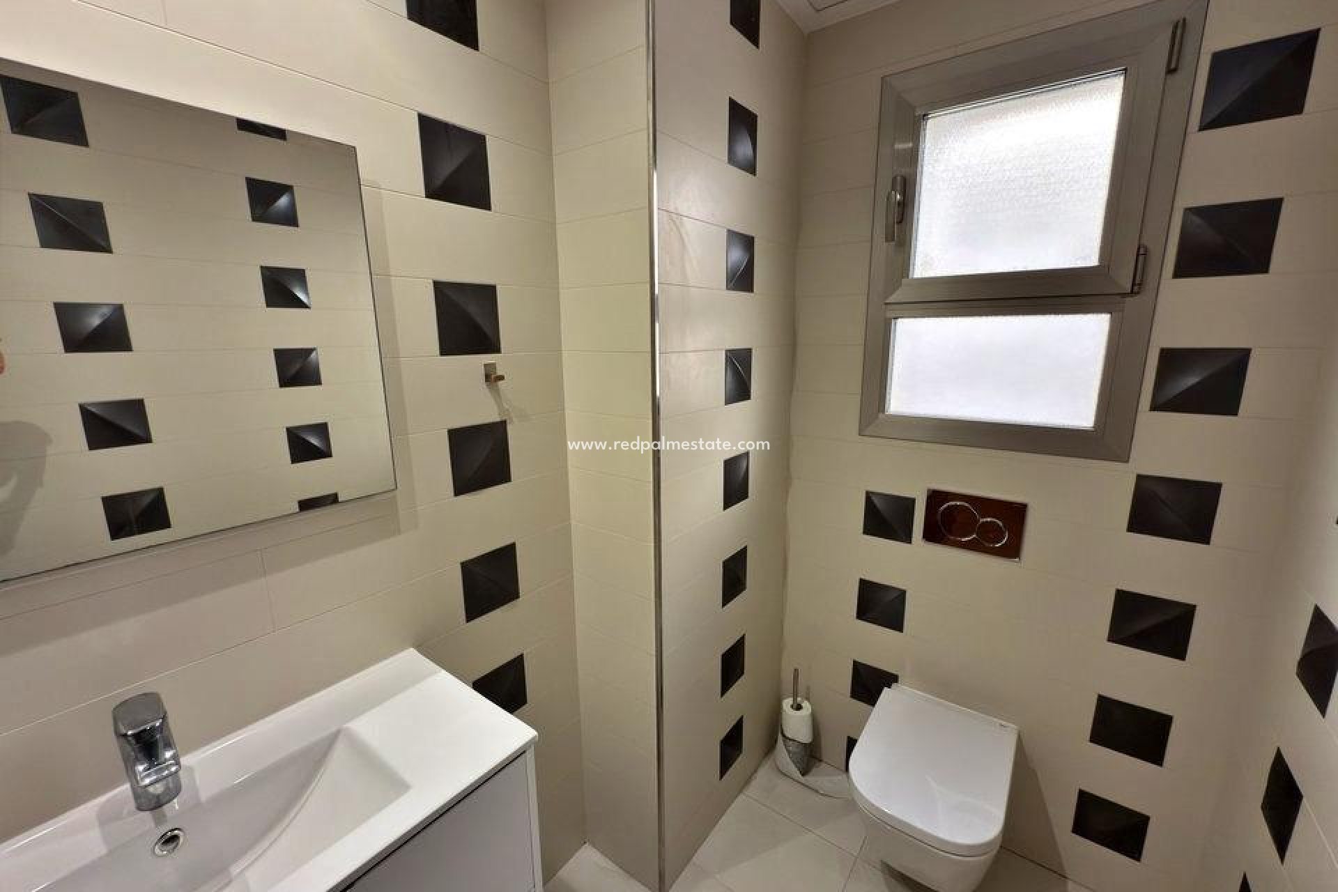 Reventa - Villa -
Orihuela Costa - Villamartín