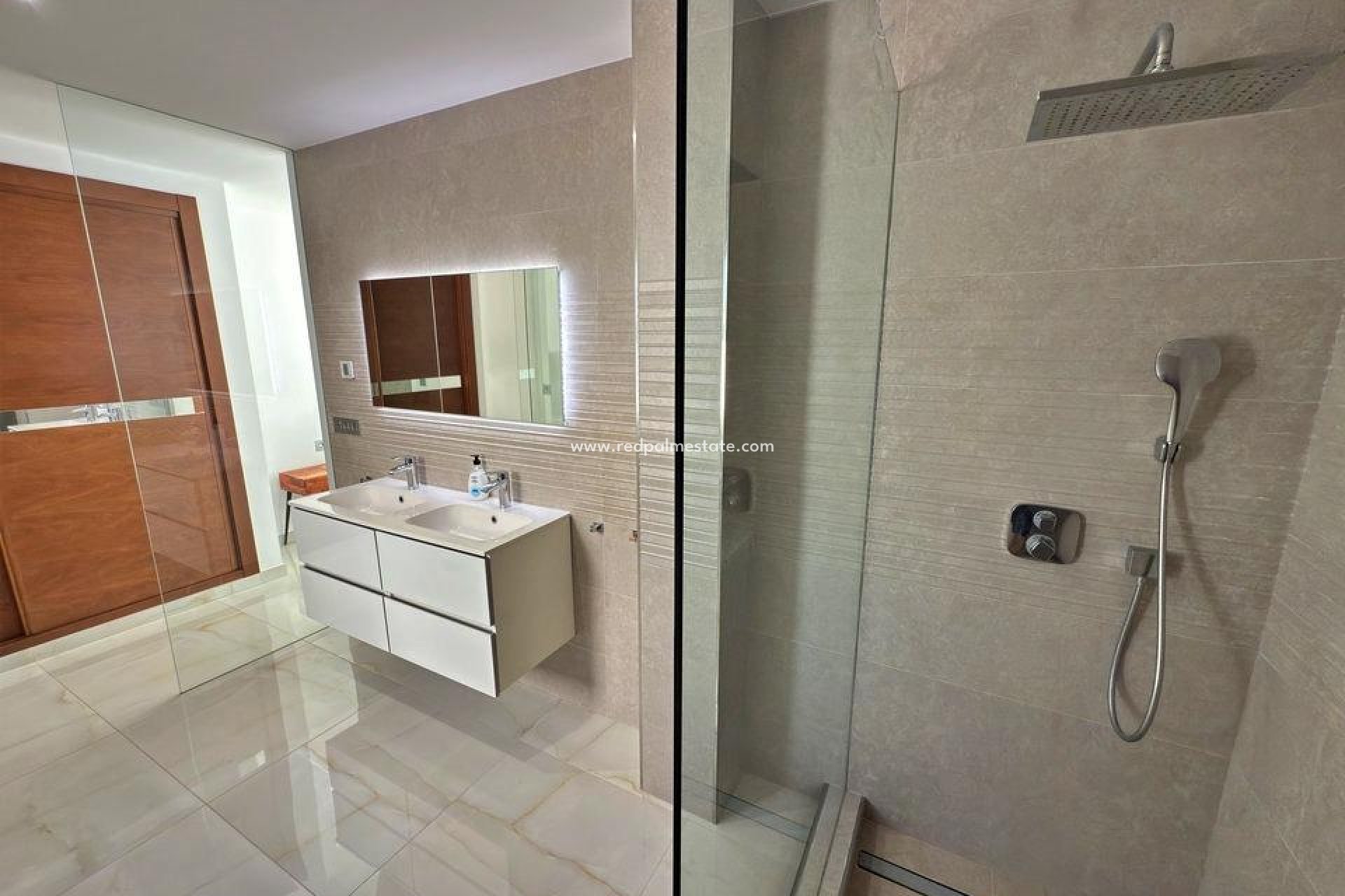 Reventa - Villa -
Orihuela Costa - Villamartín