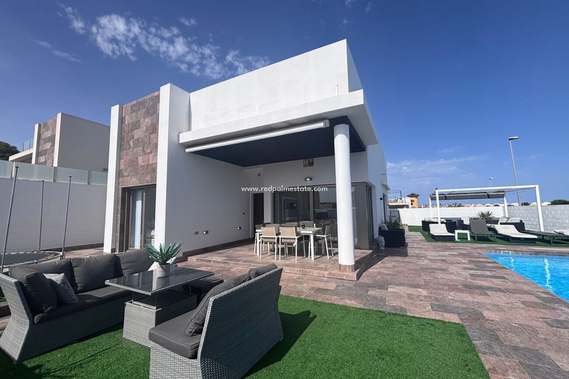 Reventa - Villa -
Orihuela Costa - Villamartín