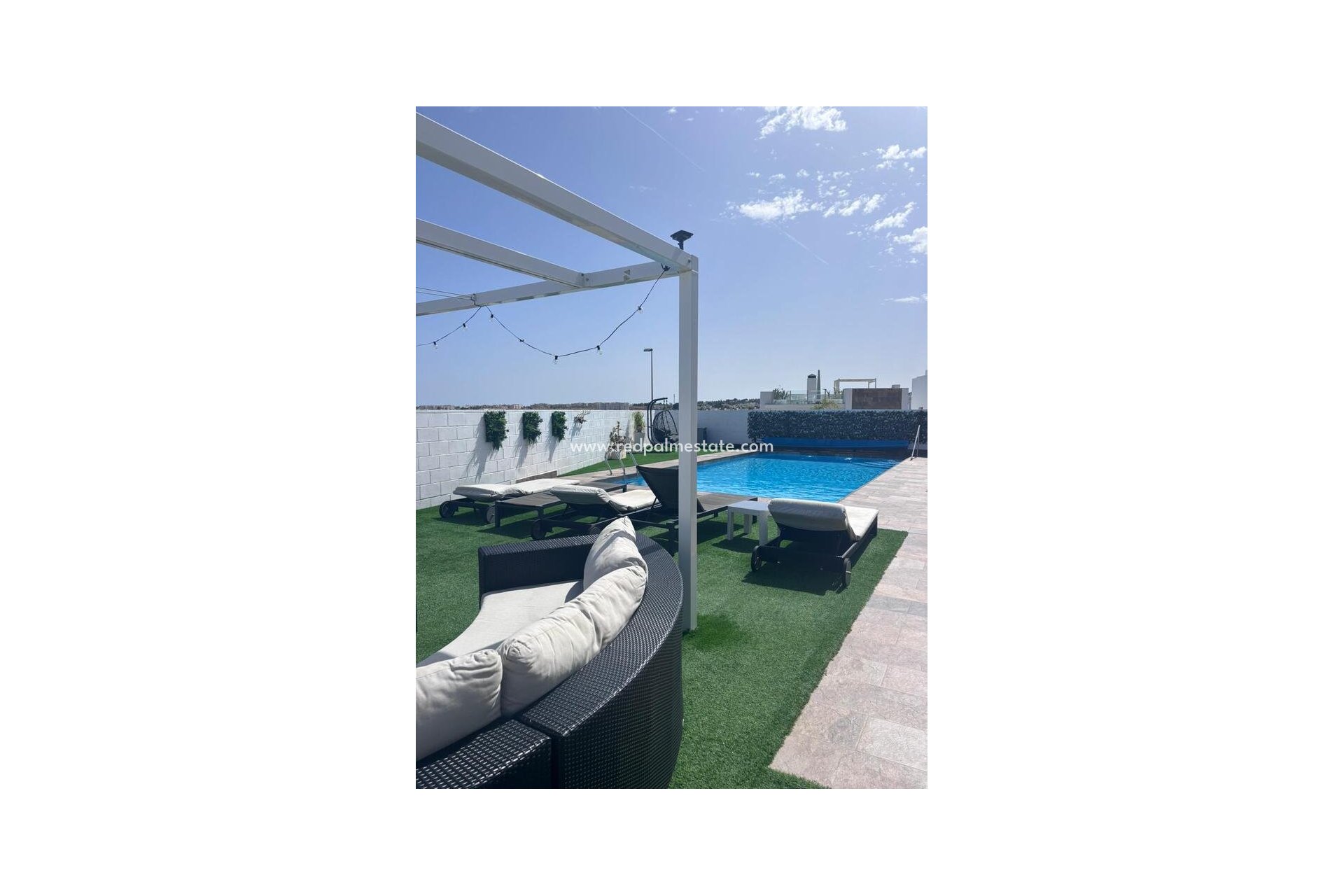 Reventa - Villa -
Orihuela Costa - Villamartín