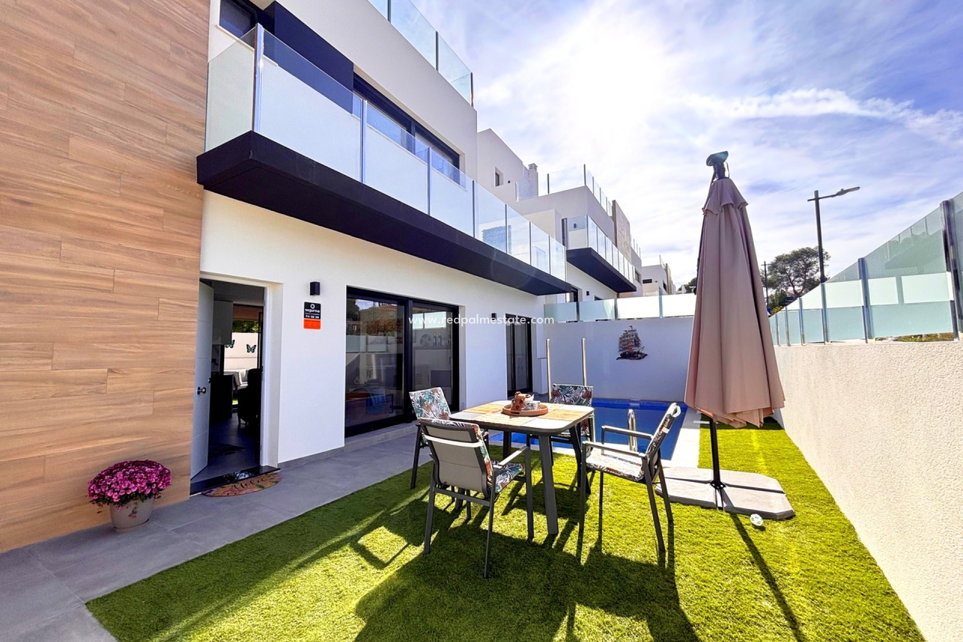 Reventa - Villa -
Orihuela Costa - Villamartín