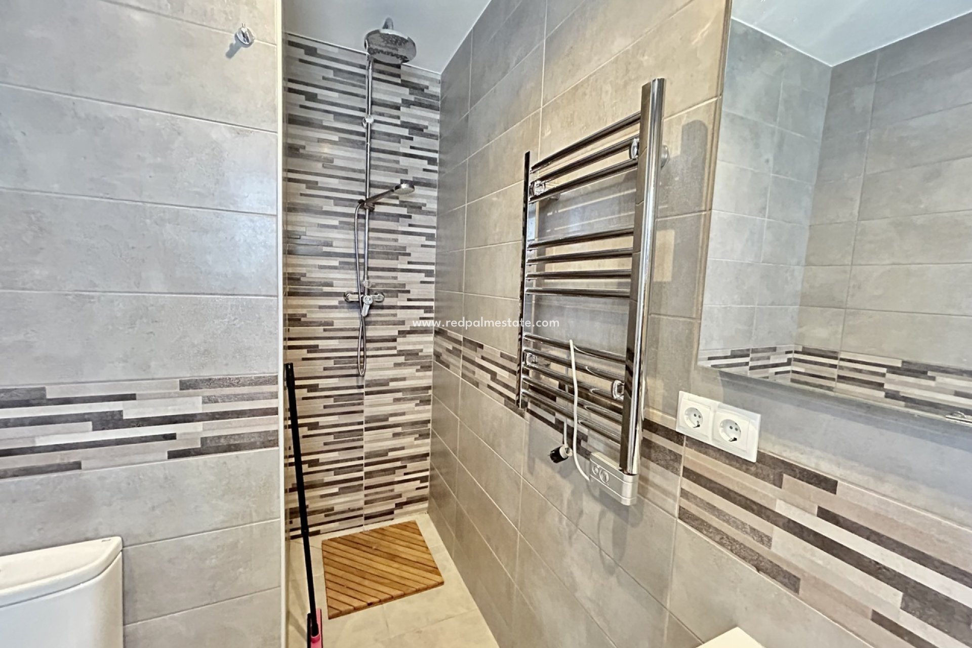 Reventa - Villa -
Orihuela Costa - Villamartín