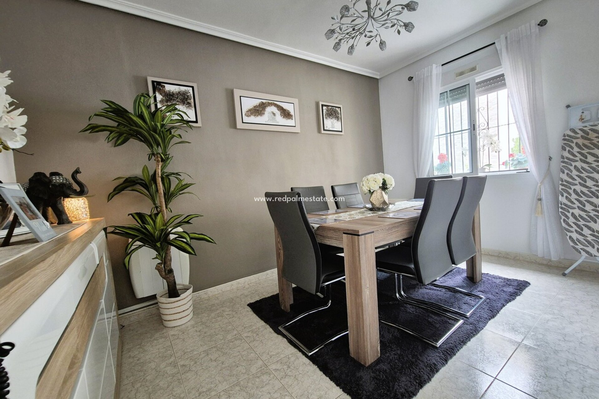 Reventa - Villa -
Orihuela Costa - Villamartín