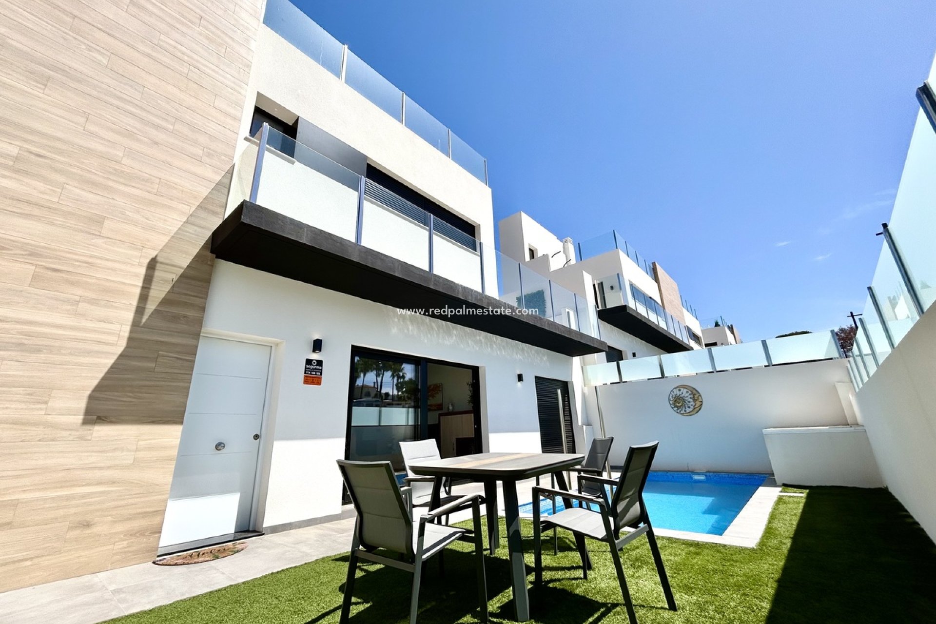 Reventa - Villa -
Orihuela Costa - Villamartín